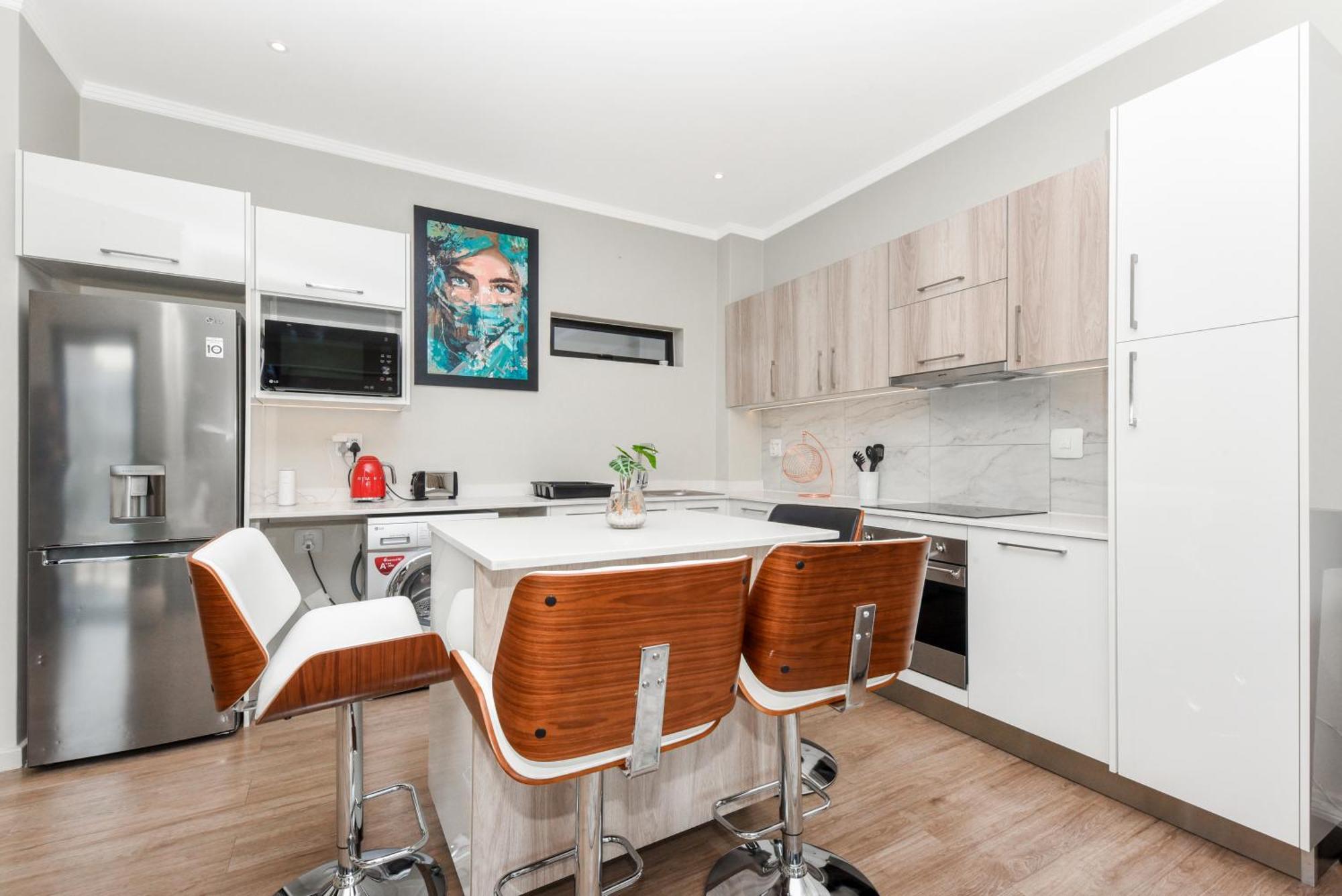 The Monroe Luxury Apartments ヨハネスブルグ エクステリア 写真